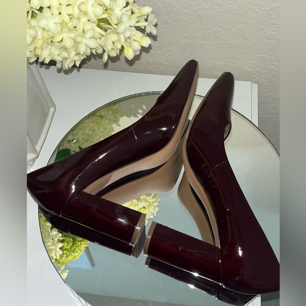 BANANA REPUBLIC MADISON 12-HOUR BLOCK-HEEL PUMP in Bordeaux Red Patent Leather - Picture 3 of 12